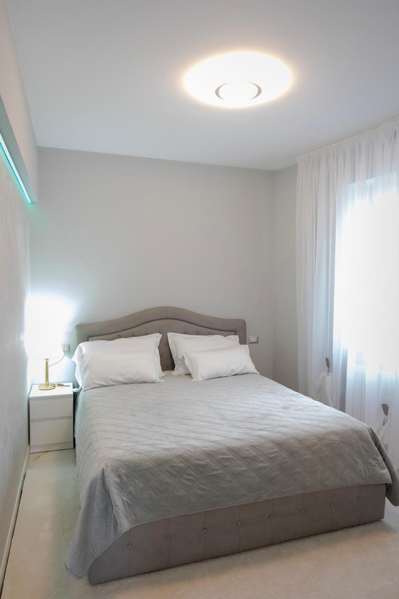 Casa Di Zina Apartment เวโรนา ภายนอก รูปภาพ