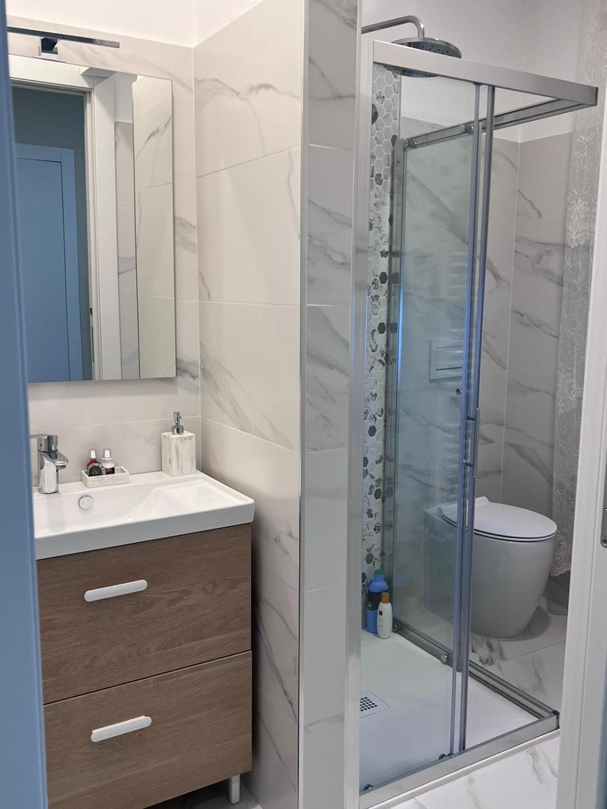 Casa Di Zina Apartment เวโรนา ภายนอก รูปภาพ